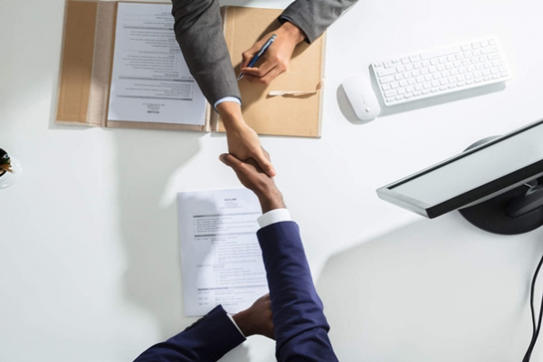 Karnataka govt directs private sector employers not to lay off staffs