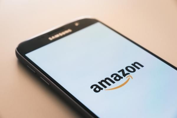 Amazon offers 125,000 full-time jobs to seasonal employees amid Covid-19