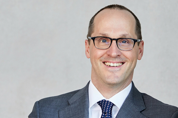 Dr. Stefan Kreuzpaintner New Head of Sales of Lufthansa Group